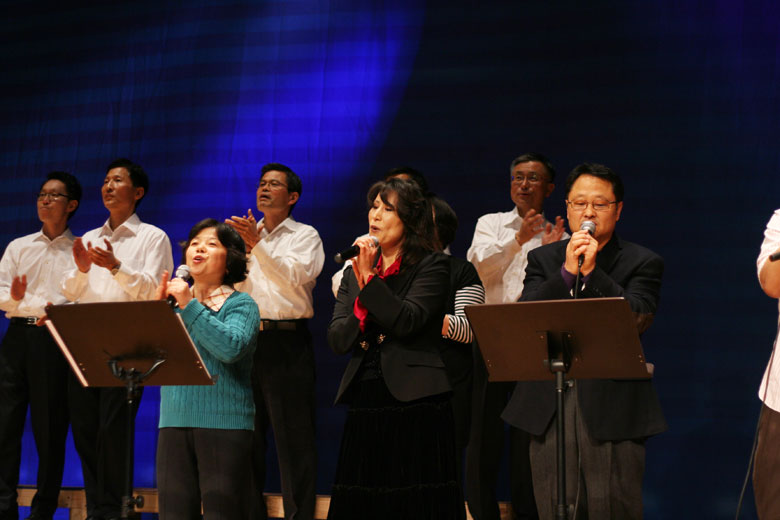 010511-alive (14).jpg