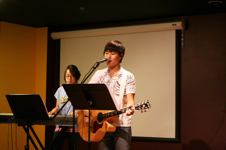 010511-alive (21).jpg