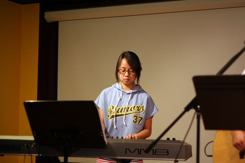 010511-alive (22).jpg