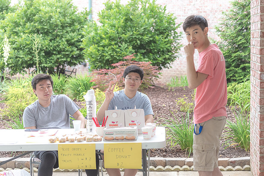 06082019-yardsale (19).jpg