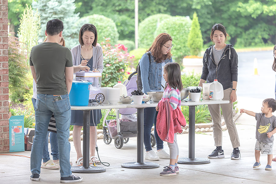 06082019-yardsale (15).jpg