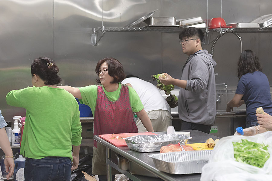 06082019-yardsale (9).jpg