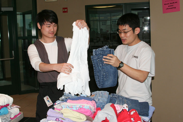 05142011-yardsale (5).jpg