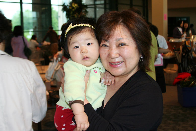 05142011-yardsale (11).jpg