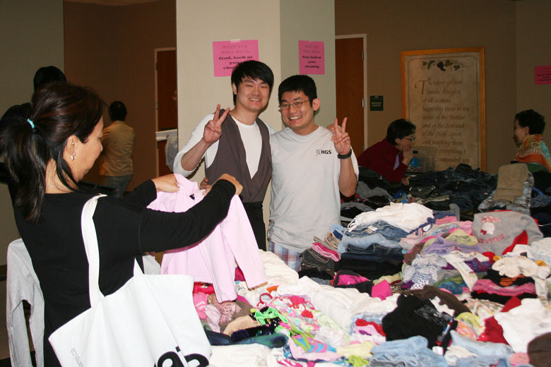 05142011-yardsale (4).jpg