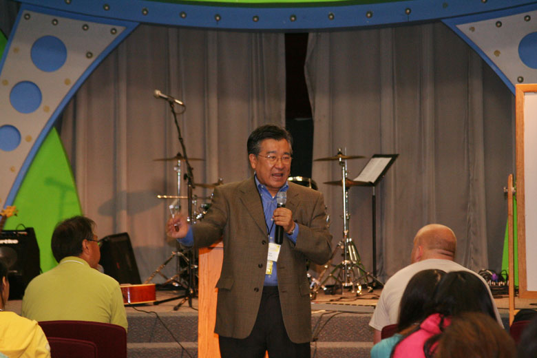 082810-oikos1 (8).jpg