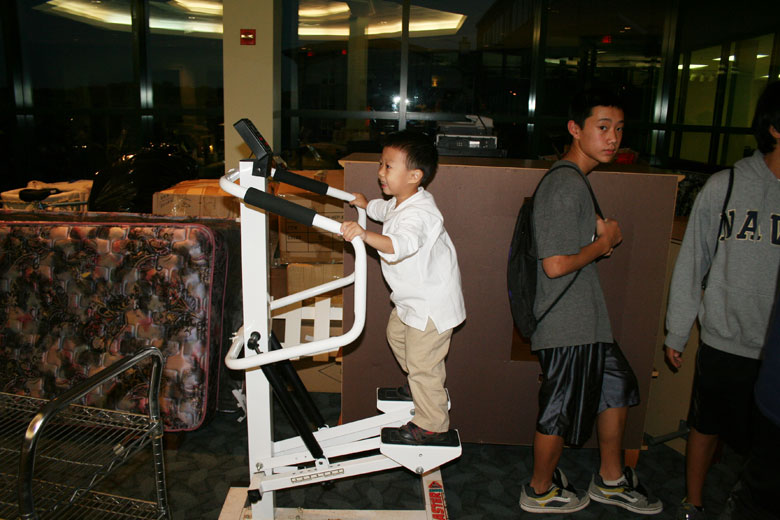 103010-yardsale (1).jpg