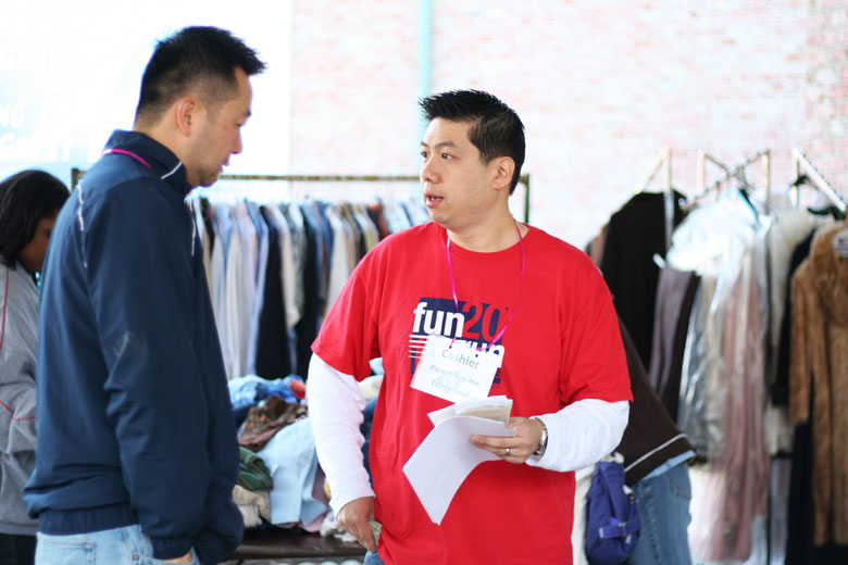 103010-yardsale (25).jpg