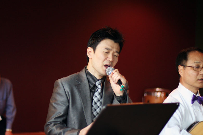 04102011-alpha (35).jpg