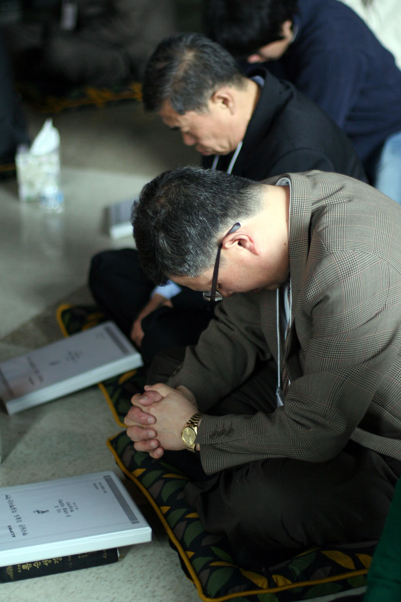 04102011-alpha (39).jpg