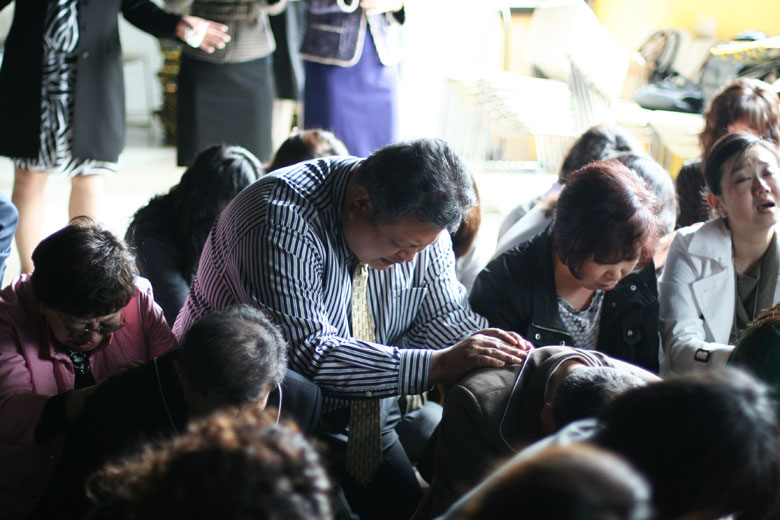 04102011-alpha (51).jpg