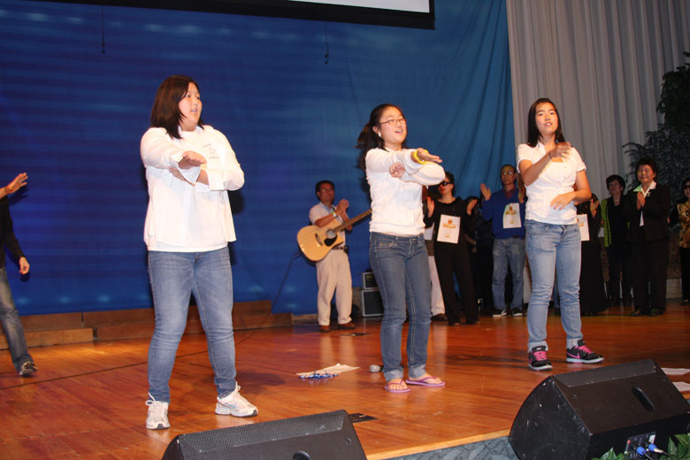 102509-oikos (13).jpg