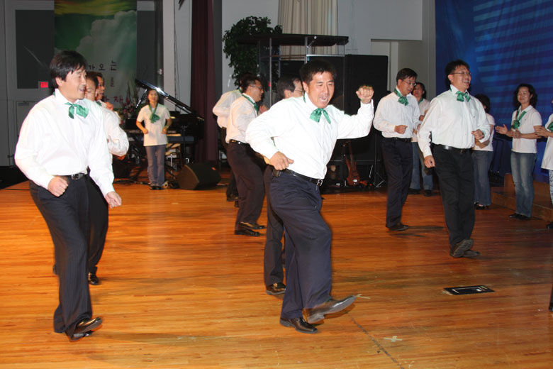 102509-oikos (25).jpg