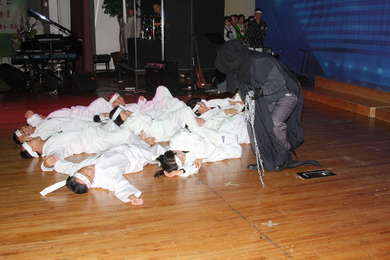 102509-oikos (26).jpg