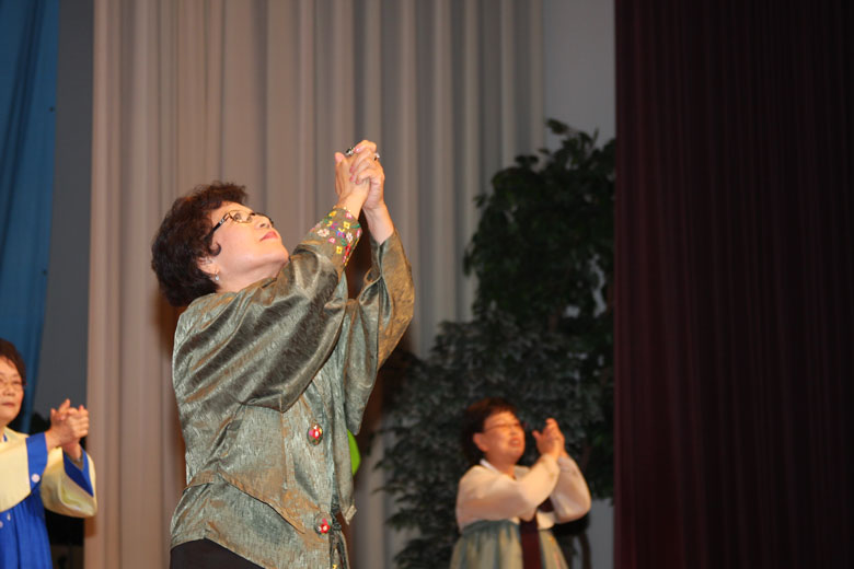 102509-oikos (34).jpg