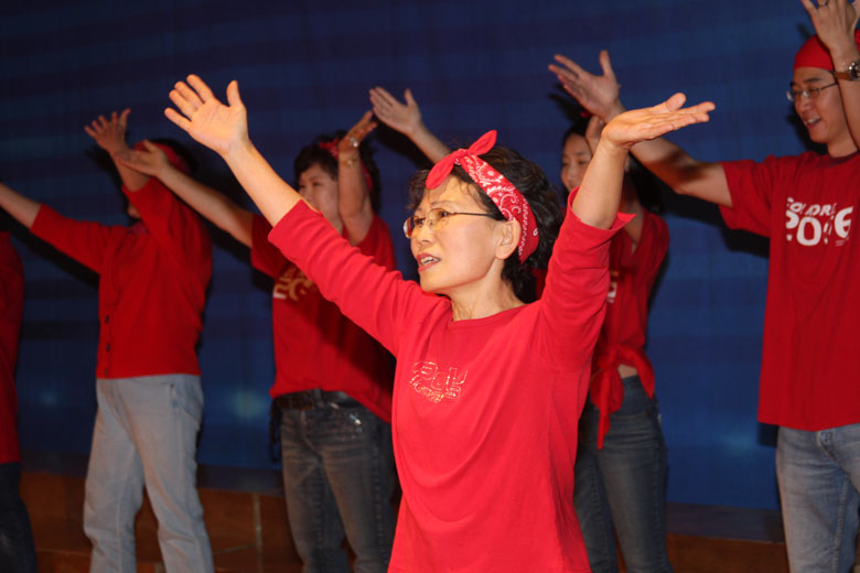 102509-oikos (5).jpg