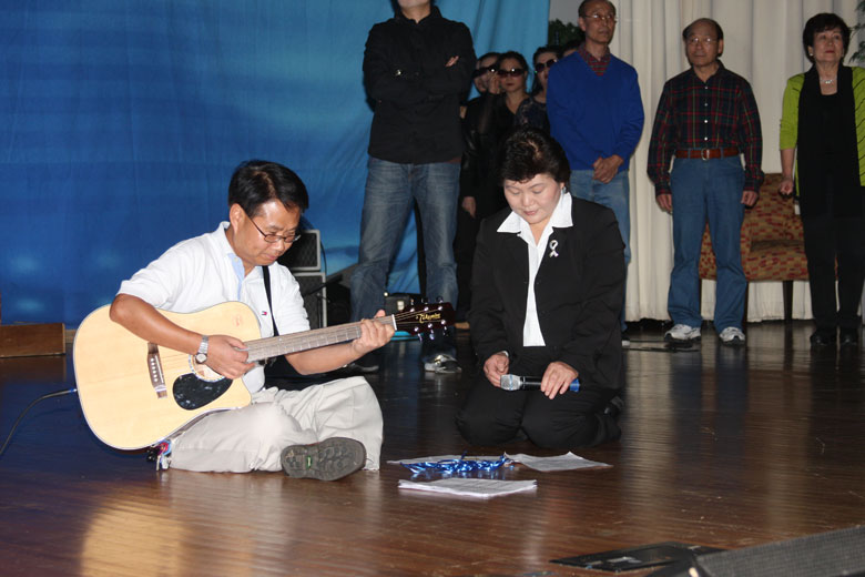 102509-oikos (8).jpg