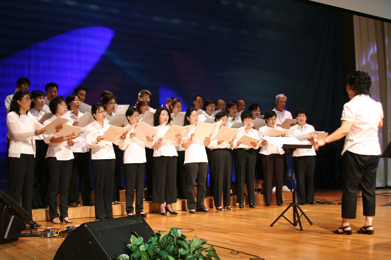 091309-worship (17).jpg