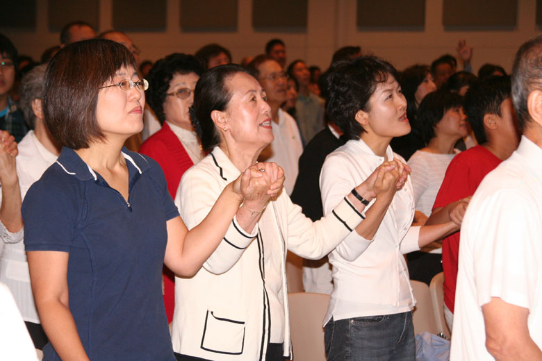 091309-worship (27).jpg
