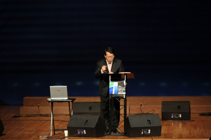 04bible_3790.jpg