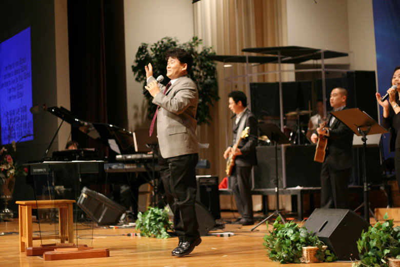 040310-christ (27).jpg