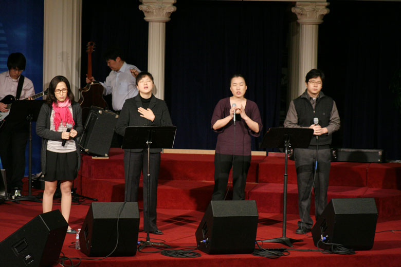 040310-christ (5).jpg