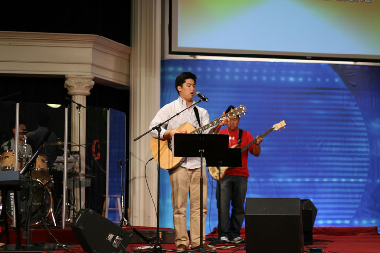 082810-oikos2 (35).jpg