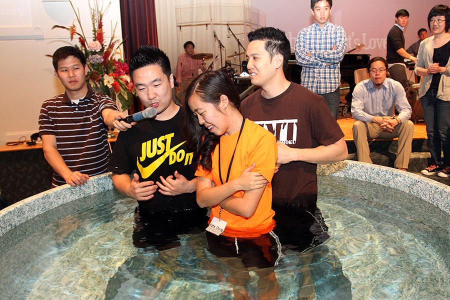 04142013-ec-baptism (2).jpg