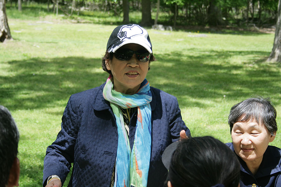 05042013-senior-picnic (22).jpg